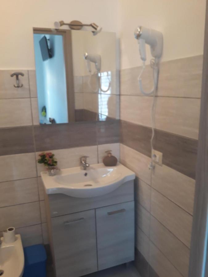 גיארדיני נאקסוס Holiday House Marlin מראה חיצוני תמונה